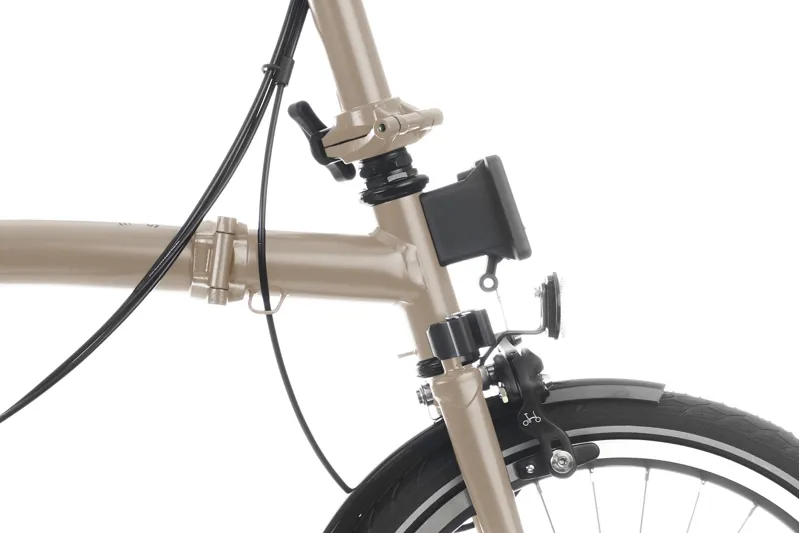 Brompton C Line 6-Speed Folding Bike 2025 in Dune Sand-5